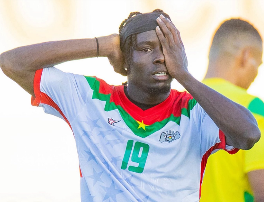Georgie Minoungou marcou o golo do empate do Burkina Faso - Foto: D. R.