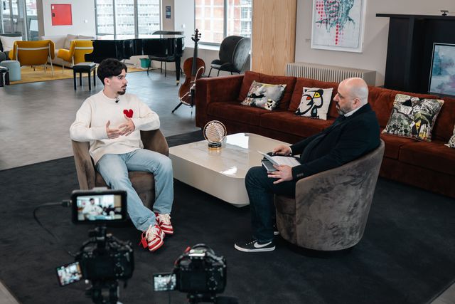 Vitinha durante a entrevista com o jornalista Luís Mateus - Foto: André Carvalho