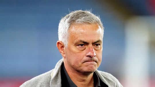 Mourinho corta qualquer ligação à Roma... no Instagram