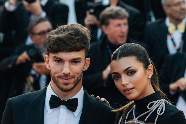 Kika diz adeus a Paris