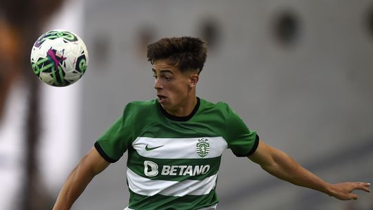 Sporting renova com mais uma pérola