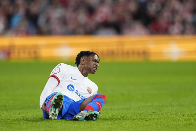 Alejandro Balde lesionado até ao fim da temporada