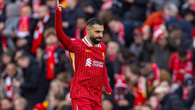 Salah celebra o golo pelo Liverpool frente ao Ipswich