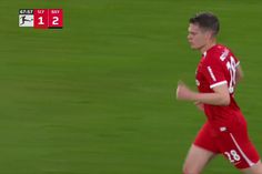 Bundesliga: golo de honra do Friburgo foi desenhado por Ginter a regra e esquadro (vídeo)