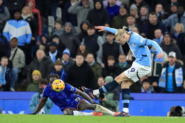 Chapéu de Haaland leva City a lugar de Champions