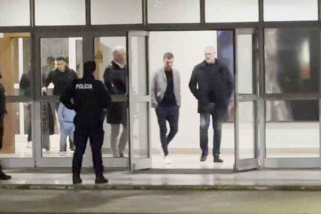 Martín Anselmi na chegada ao Porto (A BOLA)