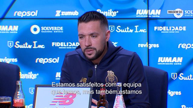 FC Porto: Farioli aborda o mercado e deixa garantia sobre o plantel