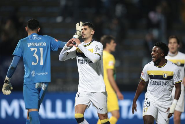 Camisola 23 dos azuis e brancos do Minho fez um golo de antologia diante dos beirões - Foto: Manuel Fernando Araújo/LUSA