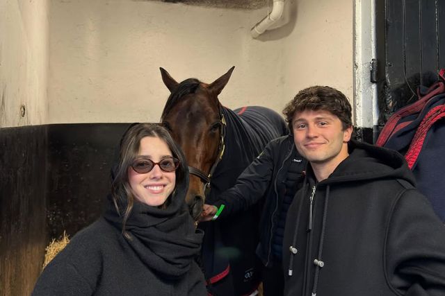 João Neves e Madalena Aragão no hipódromo de Paris - Foto: @joao_neves87