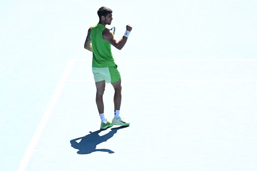 Carlos Alcaraz qualificou-se para os quartos de final do Open da Austrália