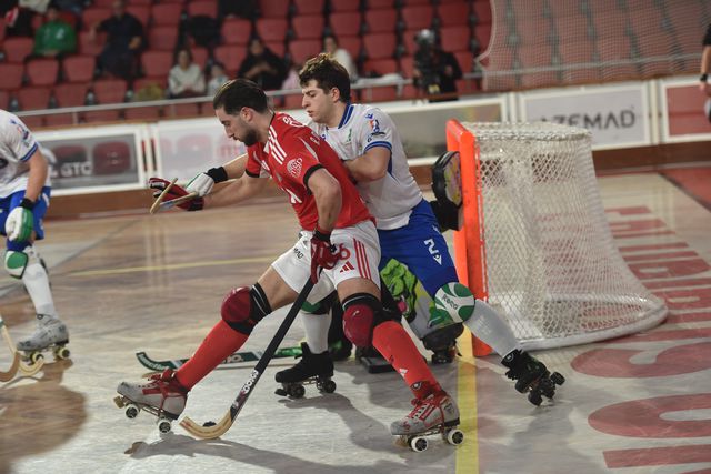 Águia termina primeira volta no poleiro