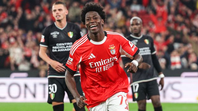 Anísio Cabral marcou um 'golaço' um minuto depois de ter entrado em campo...