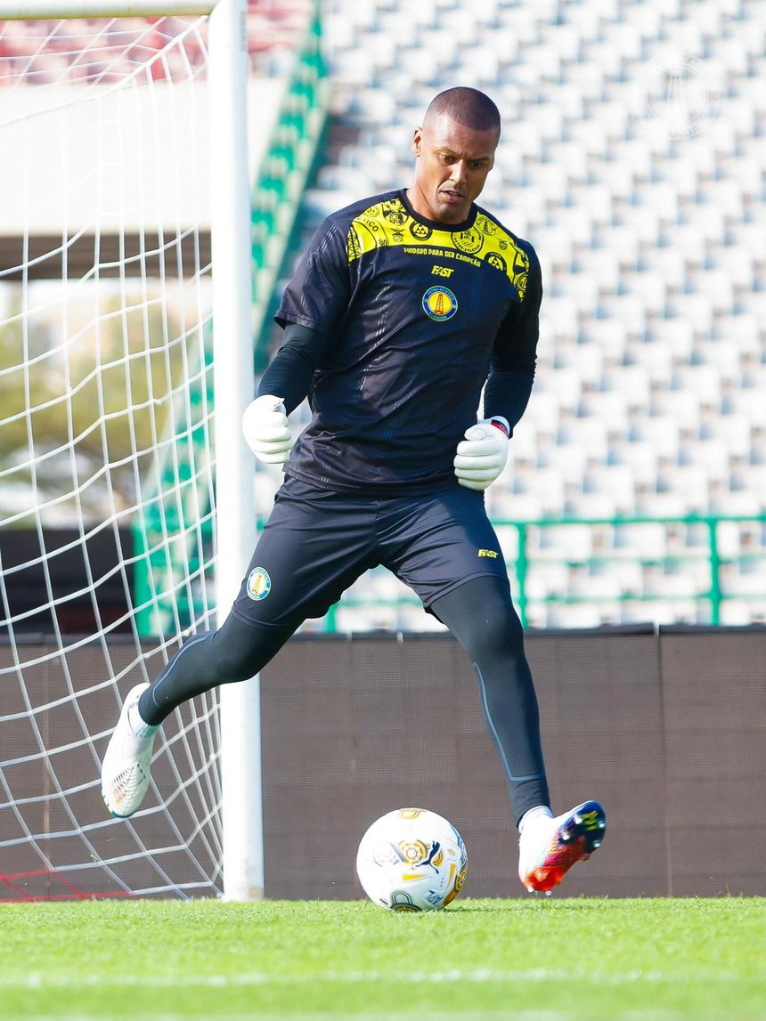 Guarda-redes Hugo Marques teve jogo infeliz em Bamako