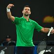 Djokovic segue em frente no Open da Austrália após desistência de Mensik por lesão - Foto: IMAGO