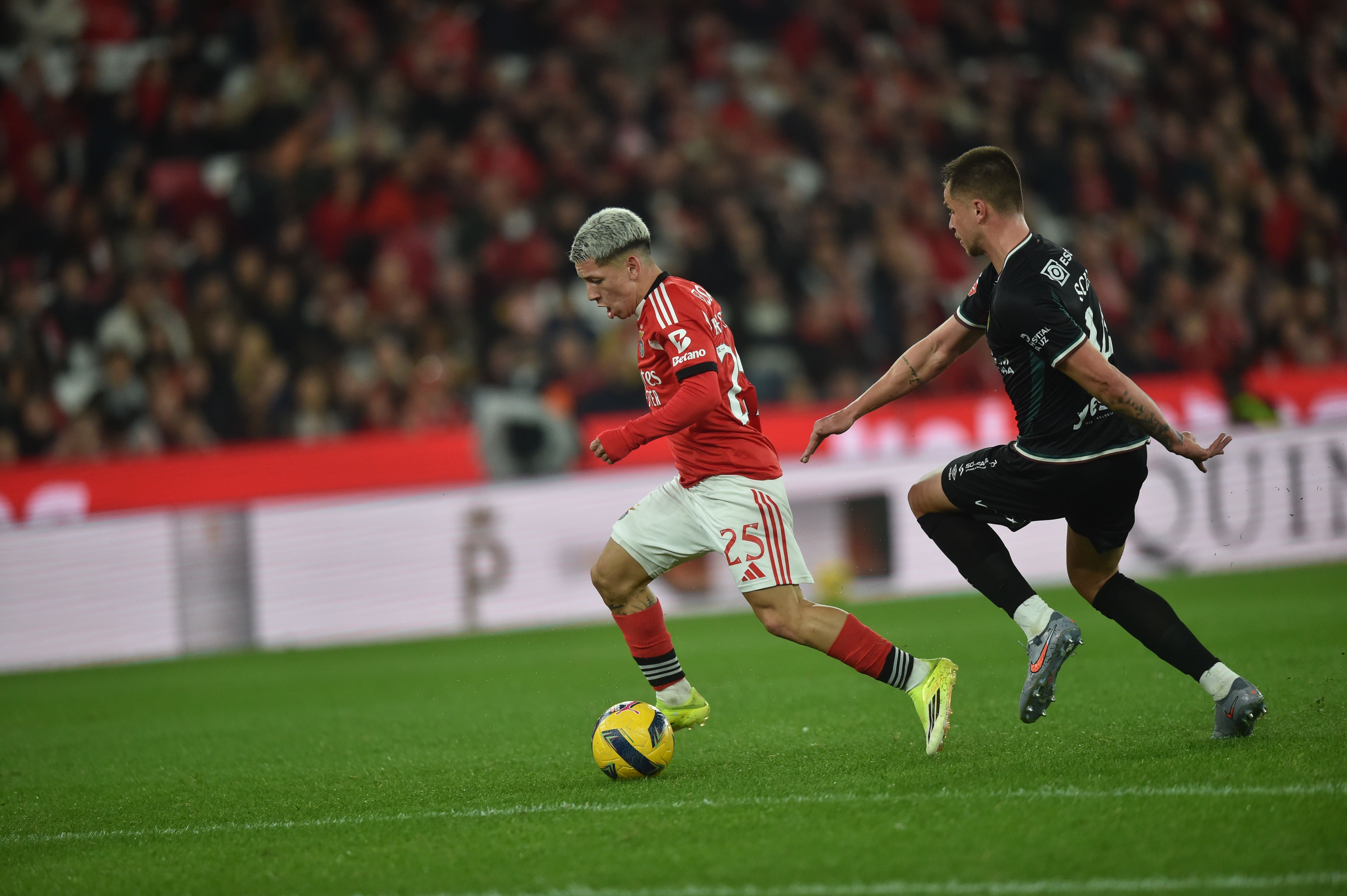 Prestianni foge à marcação  - Foto: Miguel Nunes