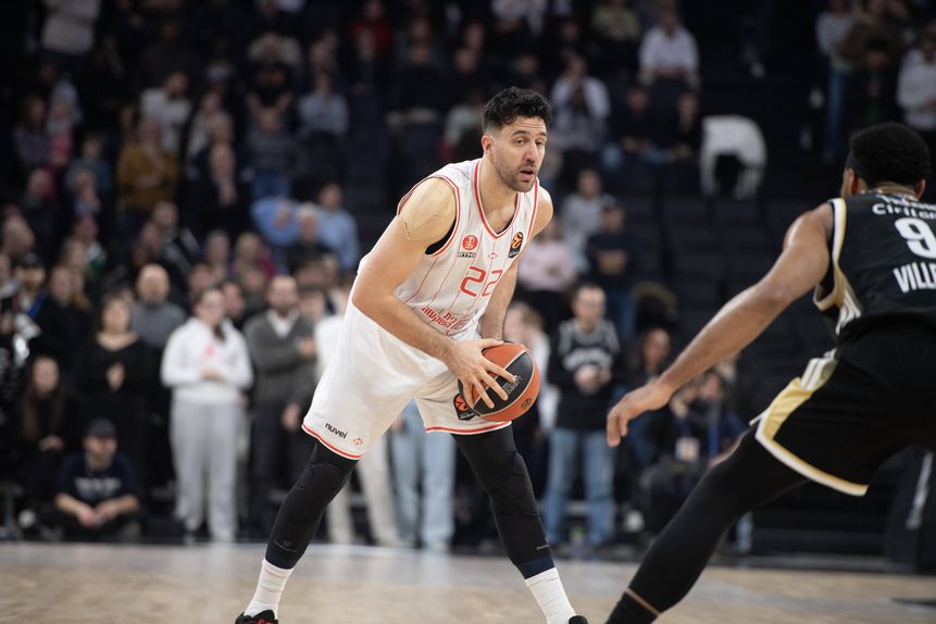 Prestações de Vasilije Micic estão sob escrutínio