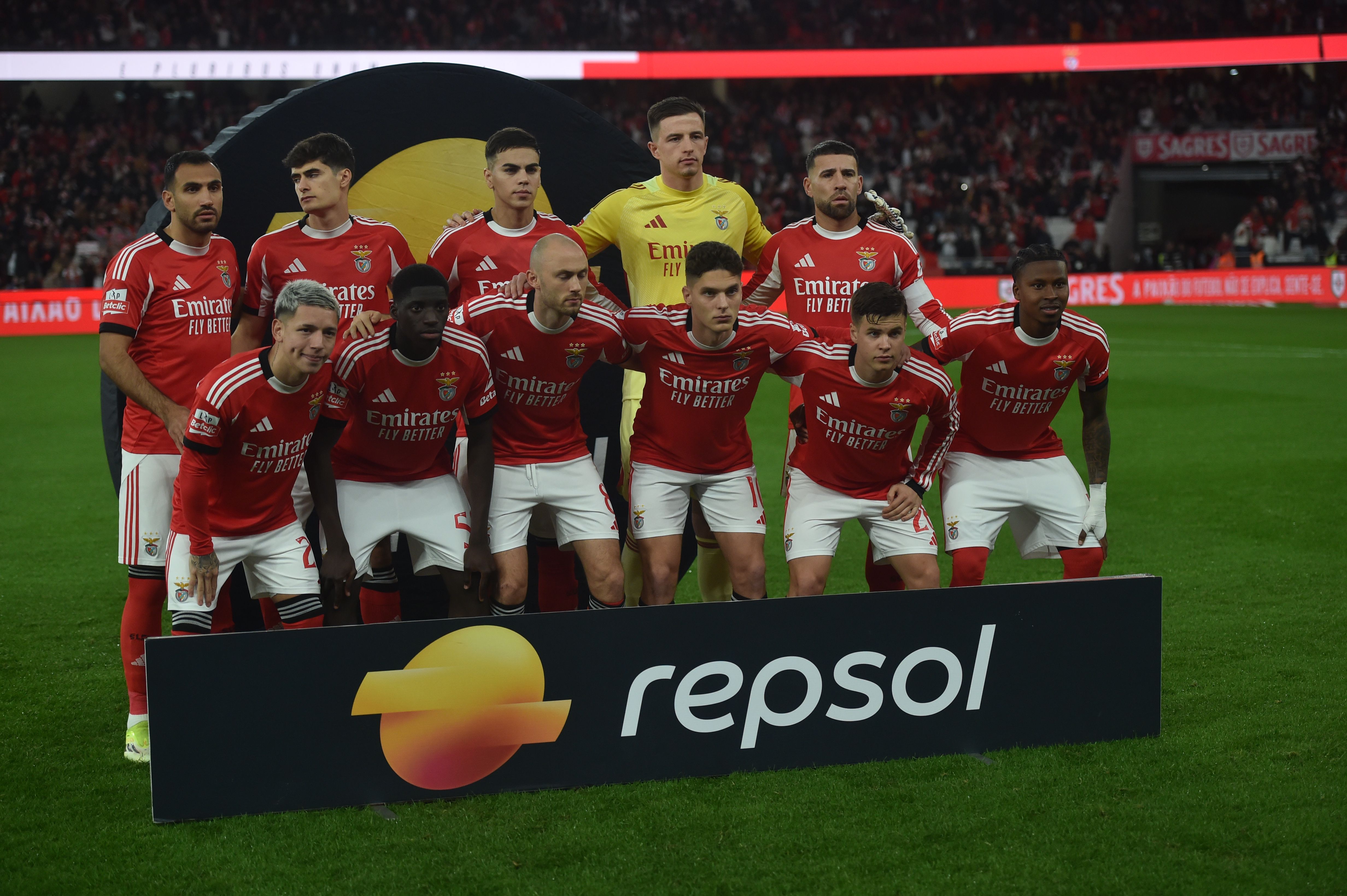 O onze encarnado  - Foto: Miguel Nunes