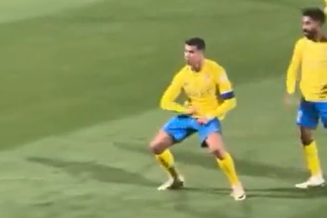 VÍDEO: Ronaldo perde as estribeiras ao ouvir cânticos por Messi
