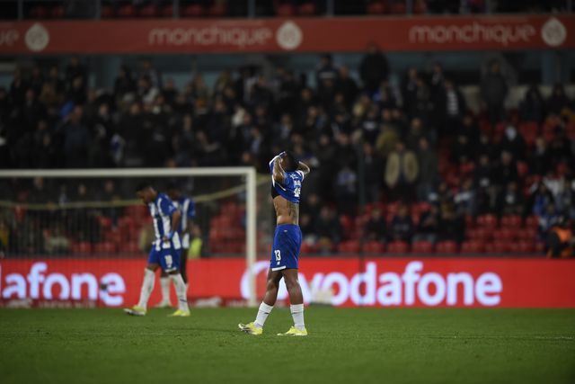 «Começa a ser um pesadelo o grande sonho do dragão» (crónica)