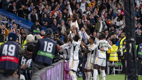 Golaço de Modric garante vitória suada do Real Madrid