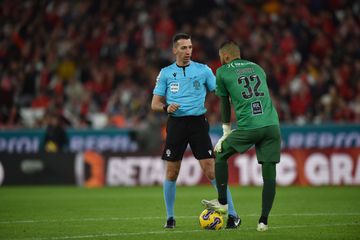 Duarte Gomes analisa arbitragem do Benfica-Portimonense