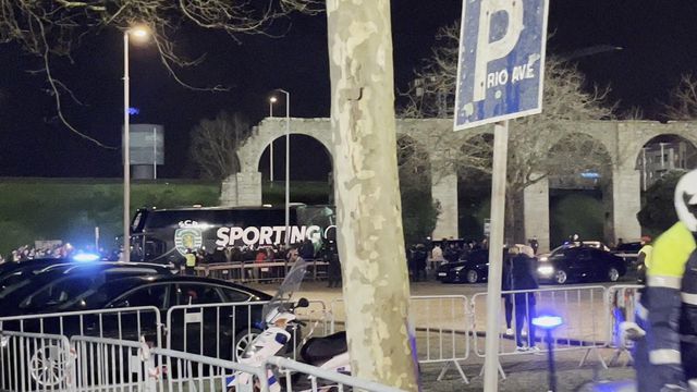 Sporting também já chegou ao palco do jogo
