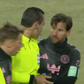 VÍDEO: árbitro pediu autógrafo a Messi e... foi suspenso seis meses 