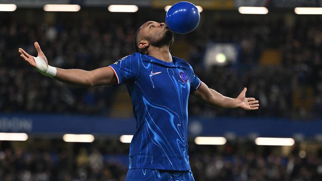 VÍDEO: Nkunku abre o marcador em Stamford Bridge