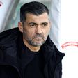 Sérgio Conceição, treinador do Milan, no banco de suplentes em casa do Torino