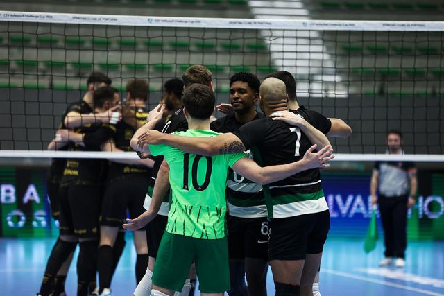 Sporting sem mácula na estreia do 'play-off'