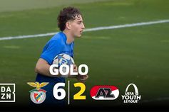 Único ponto brilhante no AZ Alkmaar: neerlandeses reduzem humilhação no Seixal