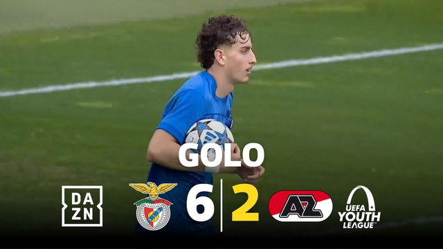 Único ponto brilhante no AZ Alkmaar: neerlandeses reduzem humilhação no Seixal