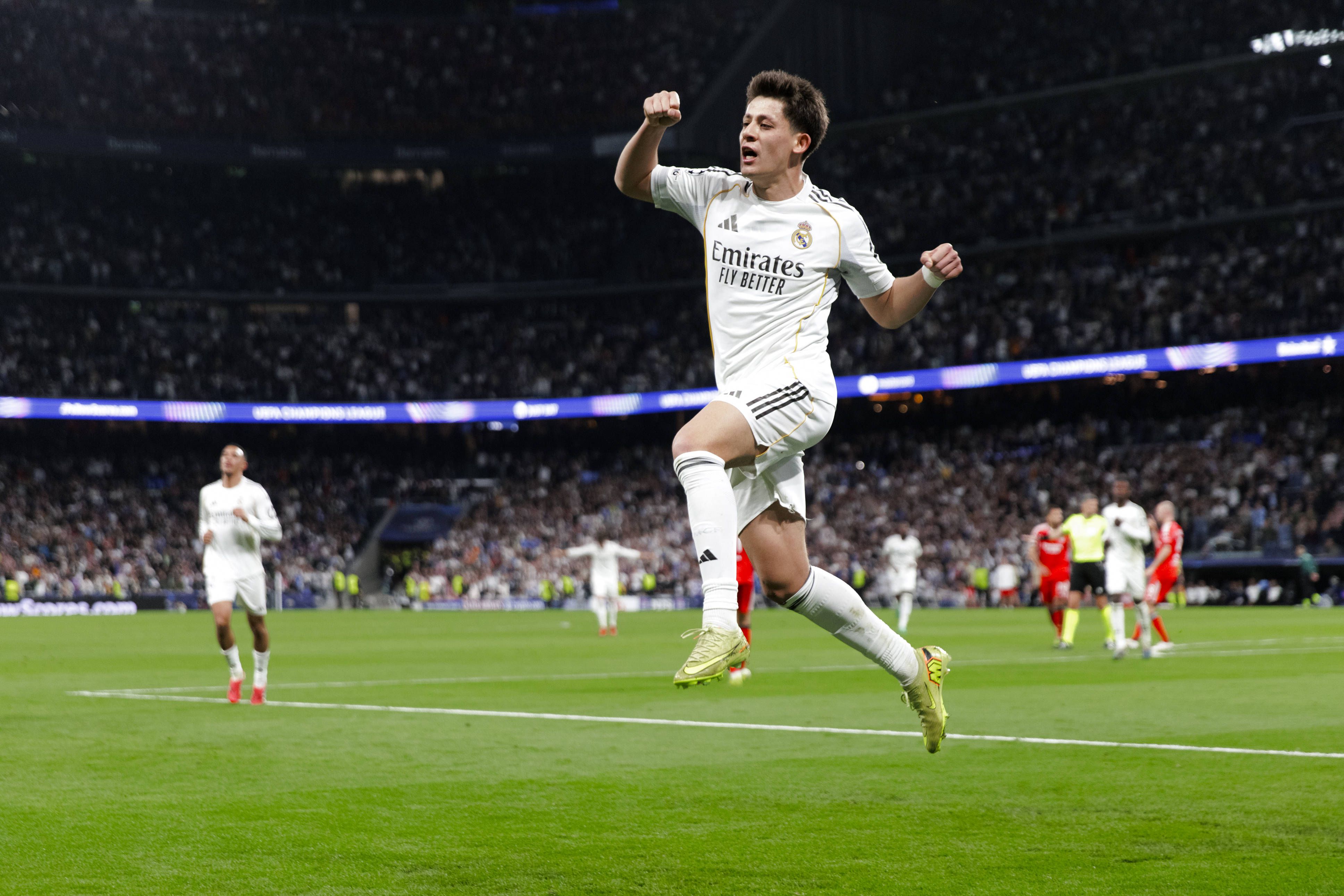 Arda Guler ainda festejou na 1.ª parte, mas o golo apontado ao Benfica foi anulado - Foto: IMAGO