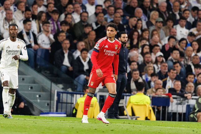 João Tralhão explica entrada de Ríos no onze do Benfica frente ao Real Madrid