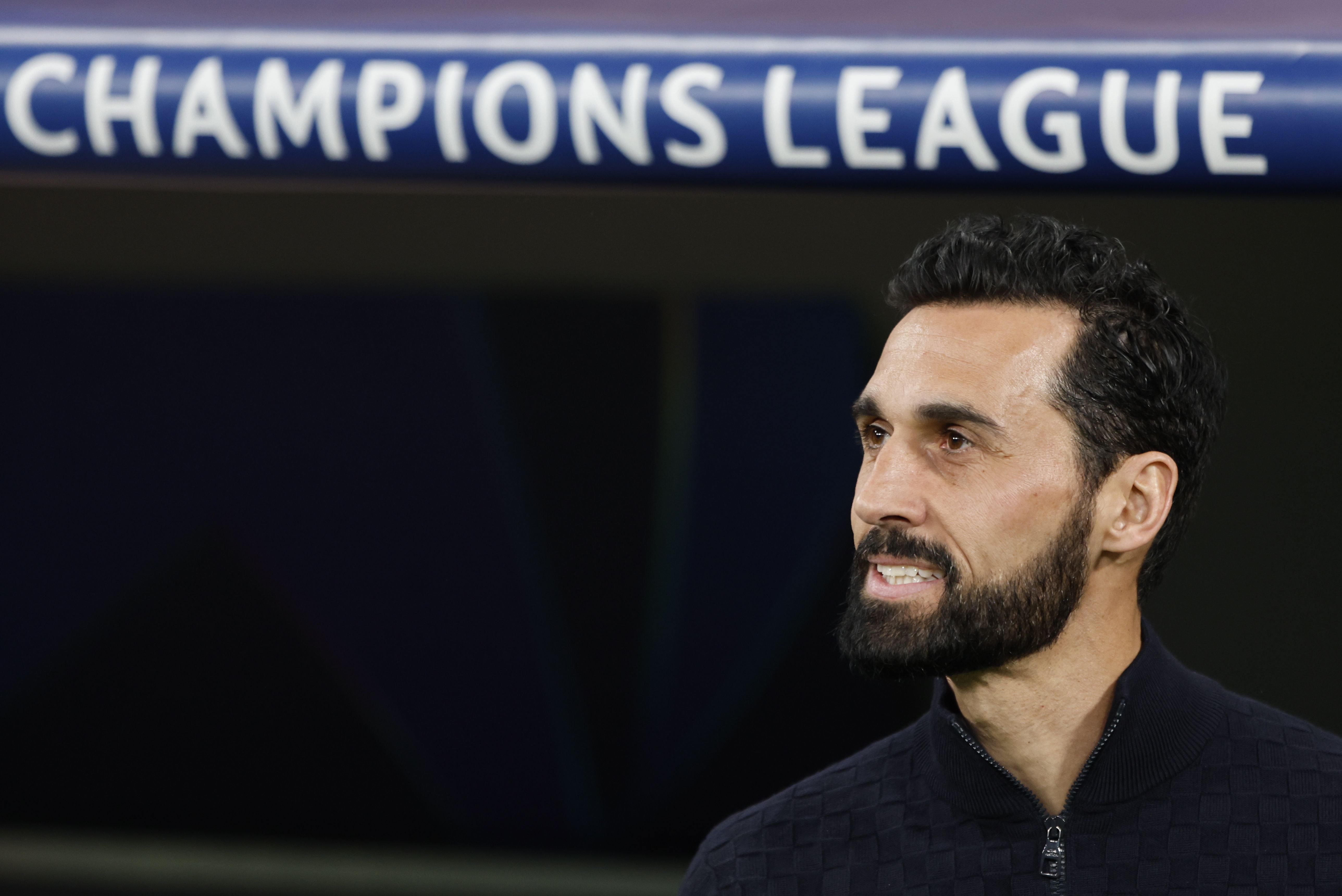 Álvaro Arbeloa no banco do Real Madrid na Champions - Foto: EPA