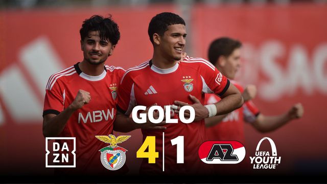 Só facilidades e Francisco Silva chega ao 'hat trick' antes do intervalo