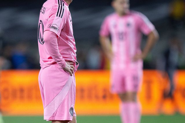 Lionel Messi gostaria de ter aprendido inglês quando era criança