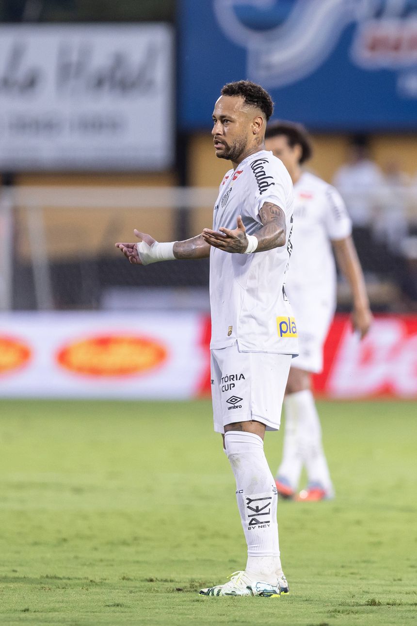 Neymar ao serviço do Santos