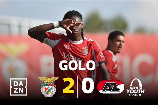 Cruzamento teleguiado de Banjaqui e Umeh aumenta vantagem do Benfica