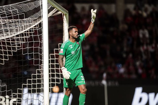 Casa Pia: Ricardo Batista seguro para já... com Patrick Sequeira à espreita