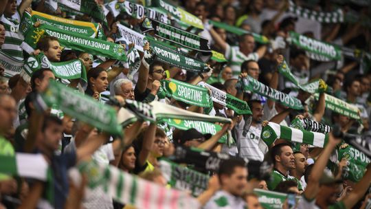 Oficial: bilhetes esgotados para o Sporting-Benfica