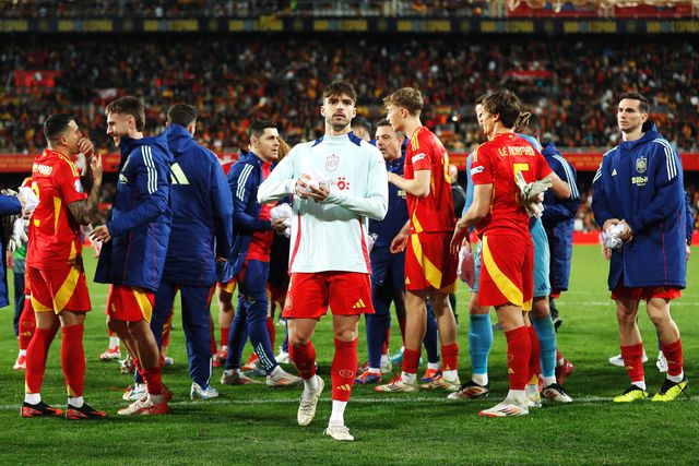 Raul Asencio foi convocado pela primeira vez para a seleção principal de Espanha