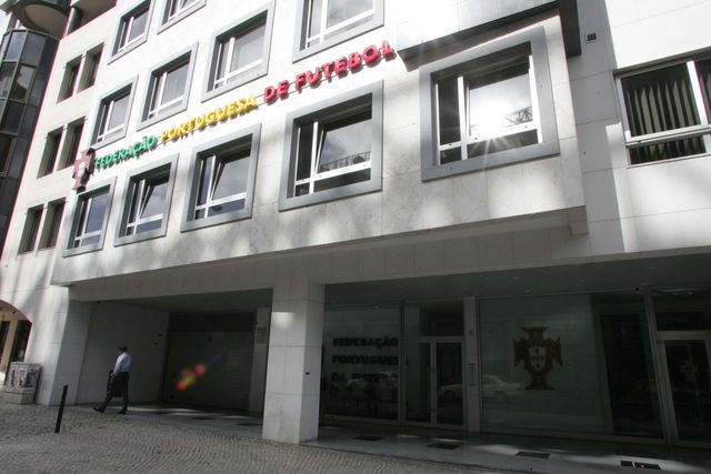 Buscas na FPF: antiga sede foi vendida por 11,25 milhões e gerou 2,765 milhões de mais-valias
