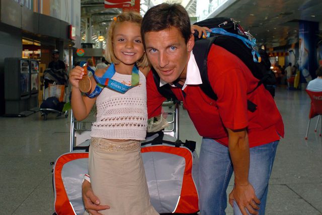 Patrícia Silva na chegada a Portugal: o filme ao contrário 20 anos depois