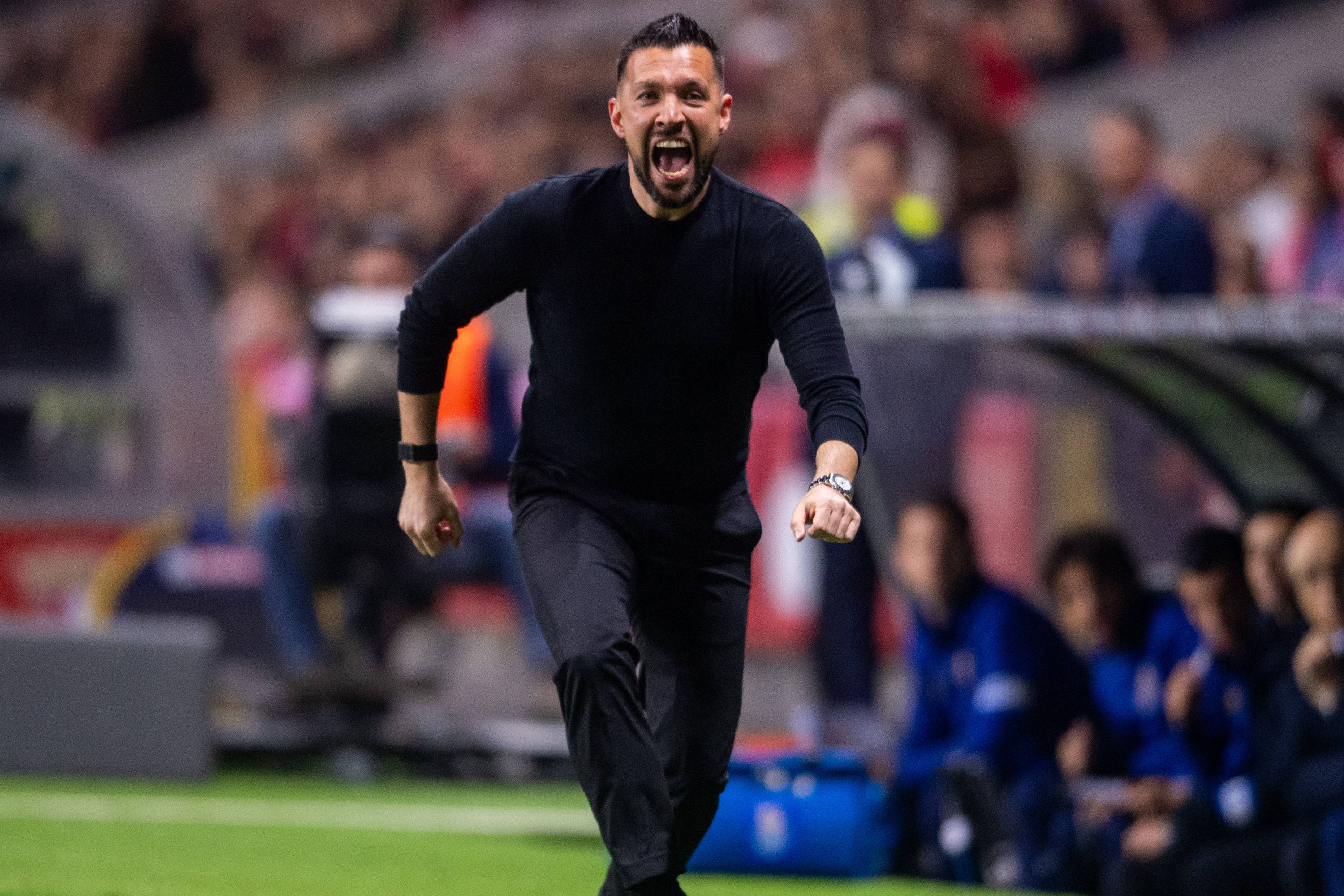 Com seis jogos em 20 dias, Farioli não fez por menos e respondeu com 20 titulares! — Foto: IMAGO