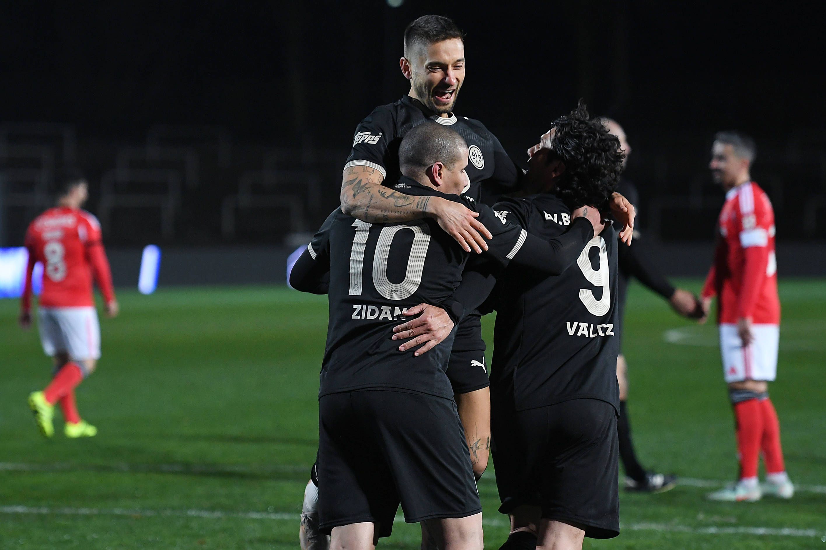 Festejos do golo do Dortmund - Foto: IMAGO