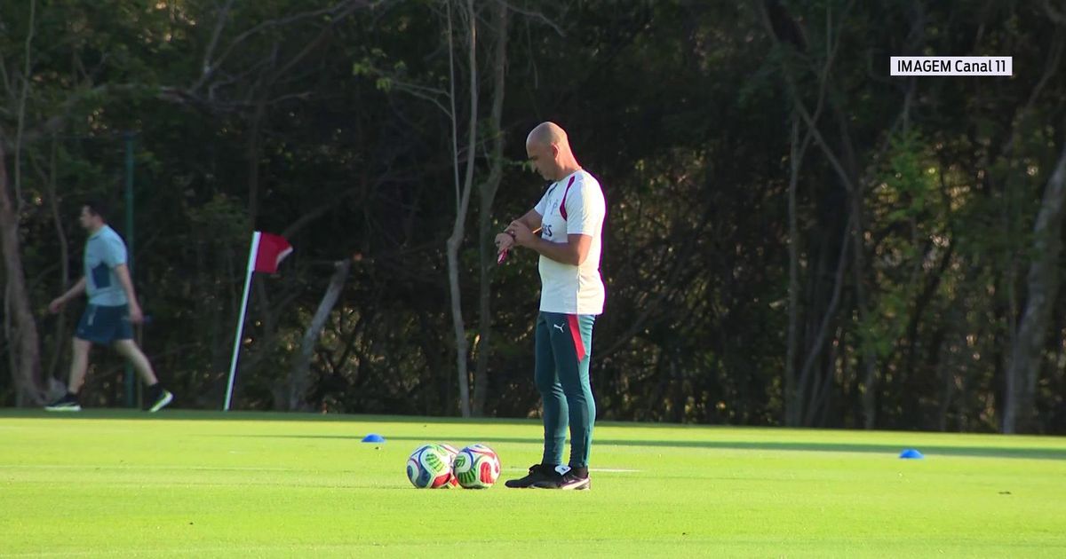 João Neves e Pedro Gonçalves à parte no primeiro treino no México