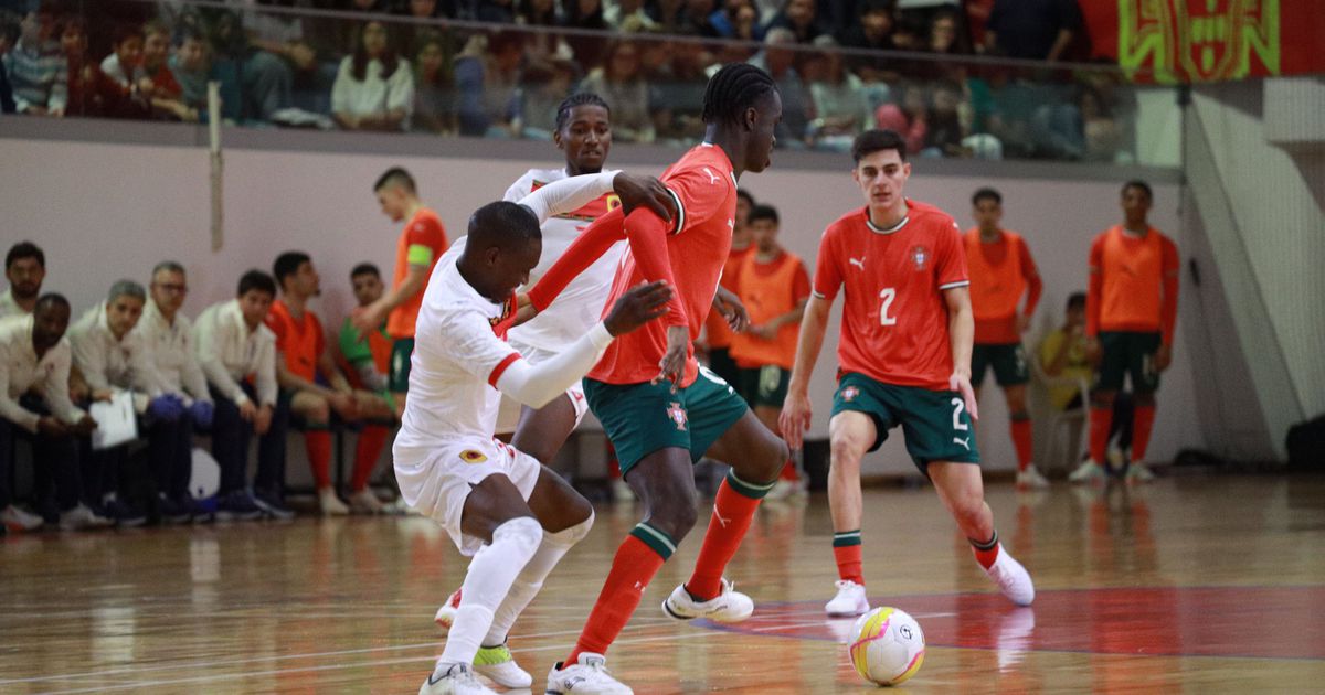 Seleção de futsal volta a perder com sub-23 de Portugal (1-3)