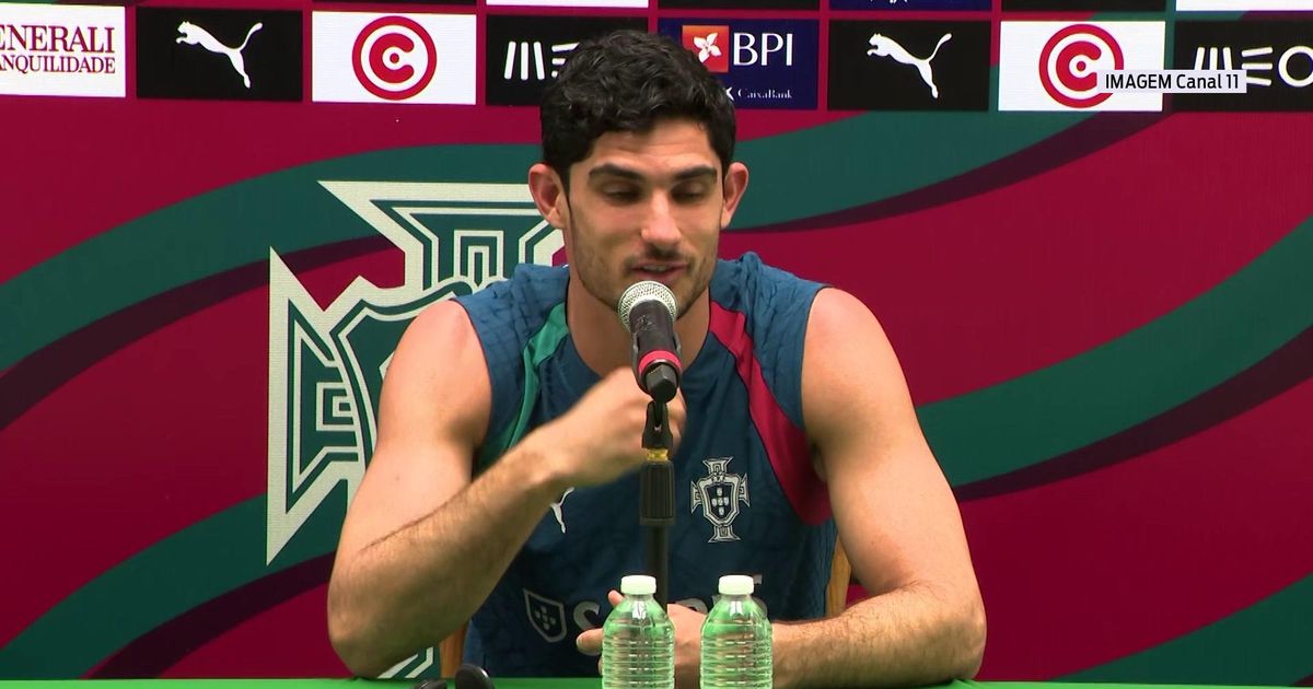Gonçalo Guedes já jogou no Azteca: «Parece que nunca acaba...»
