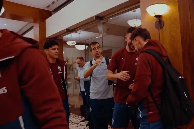 'Anfitrião' Paulinho recebeu Seleção no hotel no México